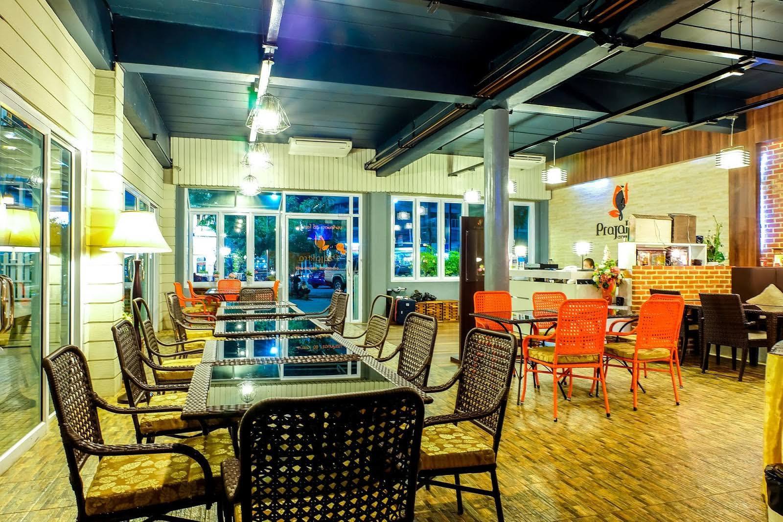 Prajaktra City Hostel Udon Thani Exterior foto